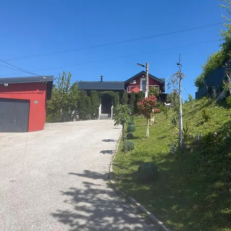 Diamond Hill