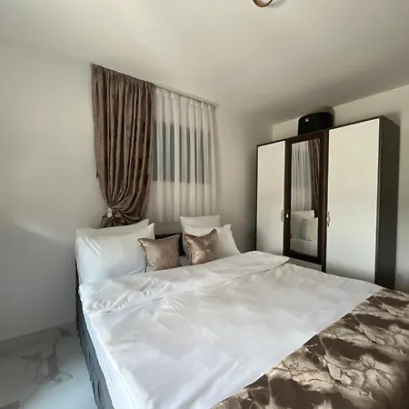 Diamond Hill Vila *
